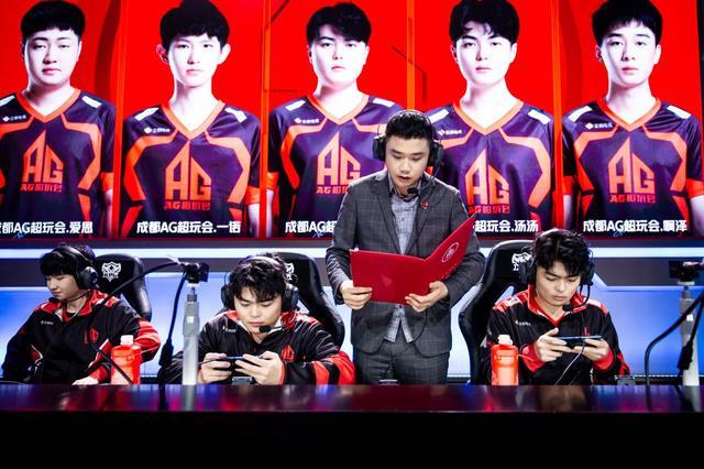 由此決定追