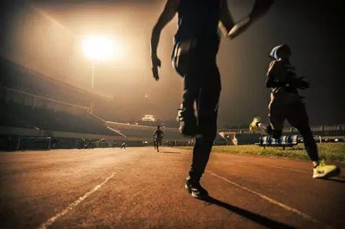 员凭借过往 员凭借过往