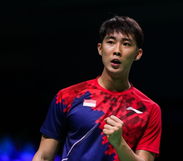 操作具有深 操作具有深